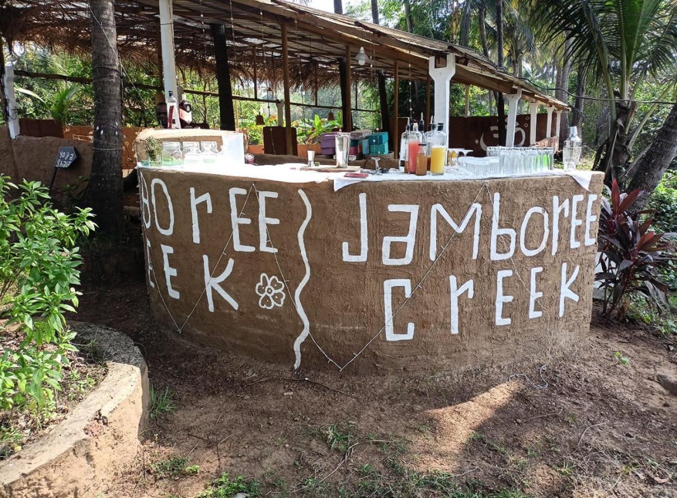 Jamboree Creek Yoga Mandrem Bagian luar foto
